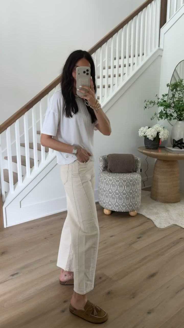 This is my kind of simple everyday outfit. The crisp white tee and cream jeans keep everything clean and classic, while the brown suede loafers add just enough warmth for that early fall feel.

white tee, cream jeans, suede loafers, neutral outfit, early fall outfit, casual fall style, everyday outfit, women’s denim, transitional fashion, brown loafers, annabrstyle

#LTKootd #LTKgrwm #LTKOver40