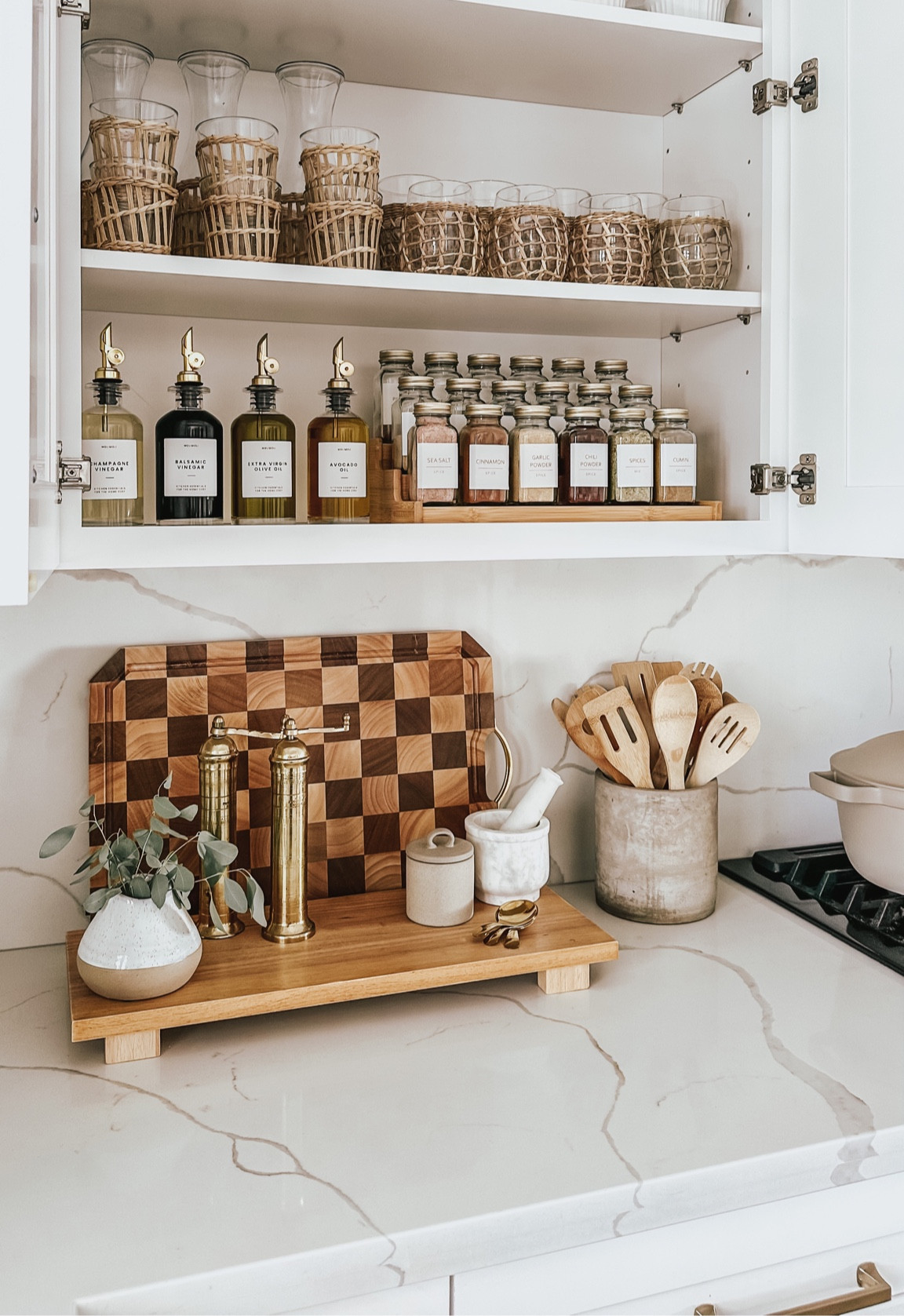Spice jar cabinet & organization #kitchenorganization #spicejars #spicecabinet #oildispenser #spicedrawer #goldspicejar #spicejarlabels #syrupbottle #amazonfinds #amazonhome #kitchen #decor #homedecor #kitchenfinds #neutralkitchen #aesthetickitchen t


#LTKhome #LTKFind #LTKunder50