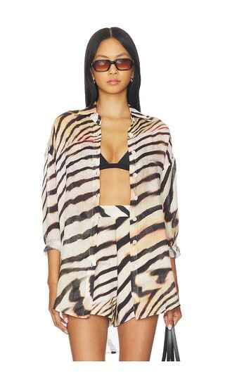 vitamin A Playa Boyfriend Shirt. - size S | Revolve Clothing (Global)