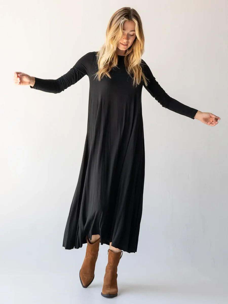 Stevie Knit Maxi Dress - Black | Natural Life