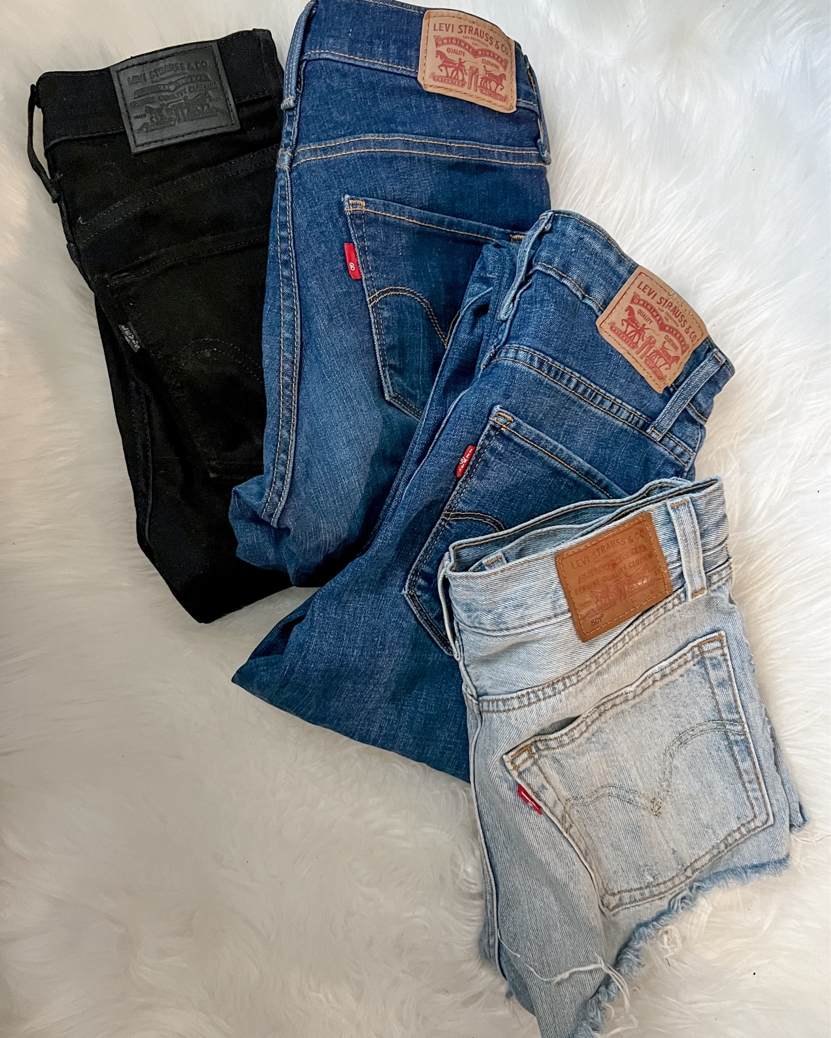 Some of my favorite Levi’s jeans .

#LTKfindsunder100 #LTKSeasonal #LTKstyletip