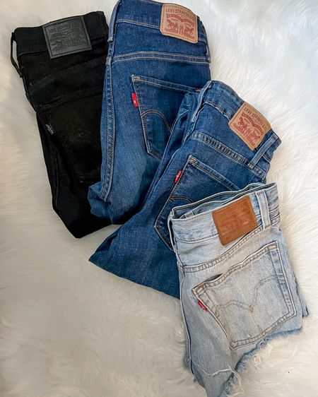 Some of my favorite Levi’s jeans .

#LTKfindsunder100 #LTKSeasonal #LTKstyletip