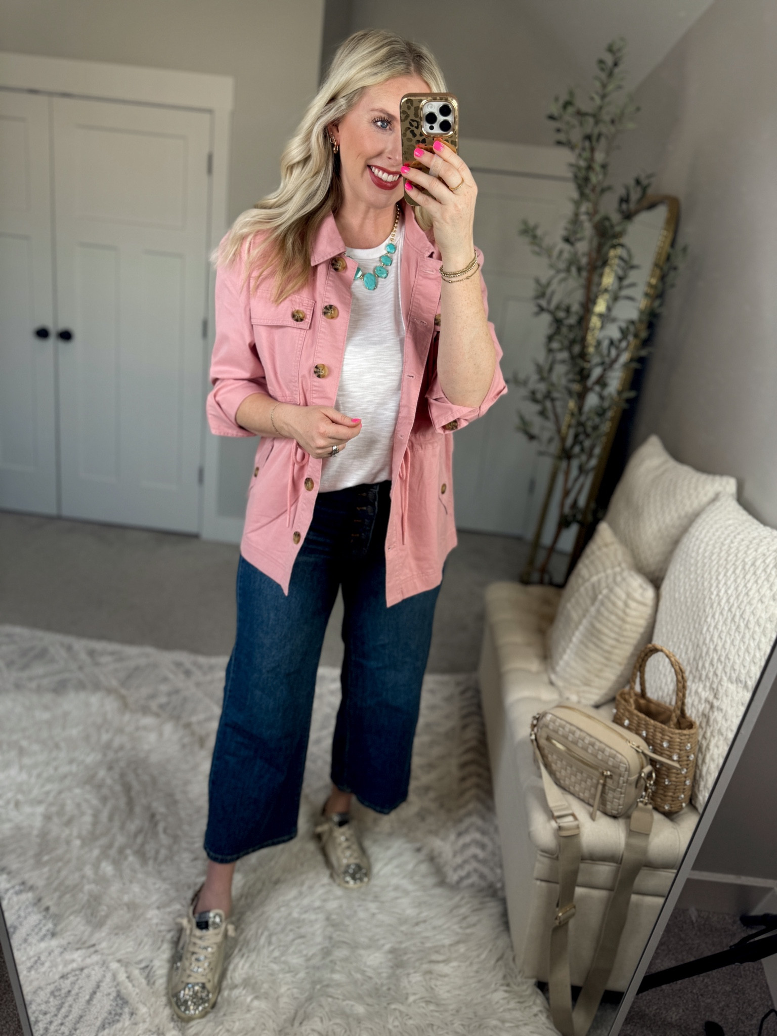 Daily try on, Walmart outfit, utility jacket, pink jacket, time and tru, Walmart fashion, Walmart try on 

Medium 

#LTKfindsunder50 #LTKstyletip #LTKSeasonal