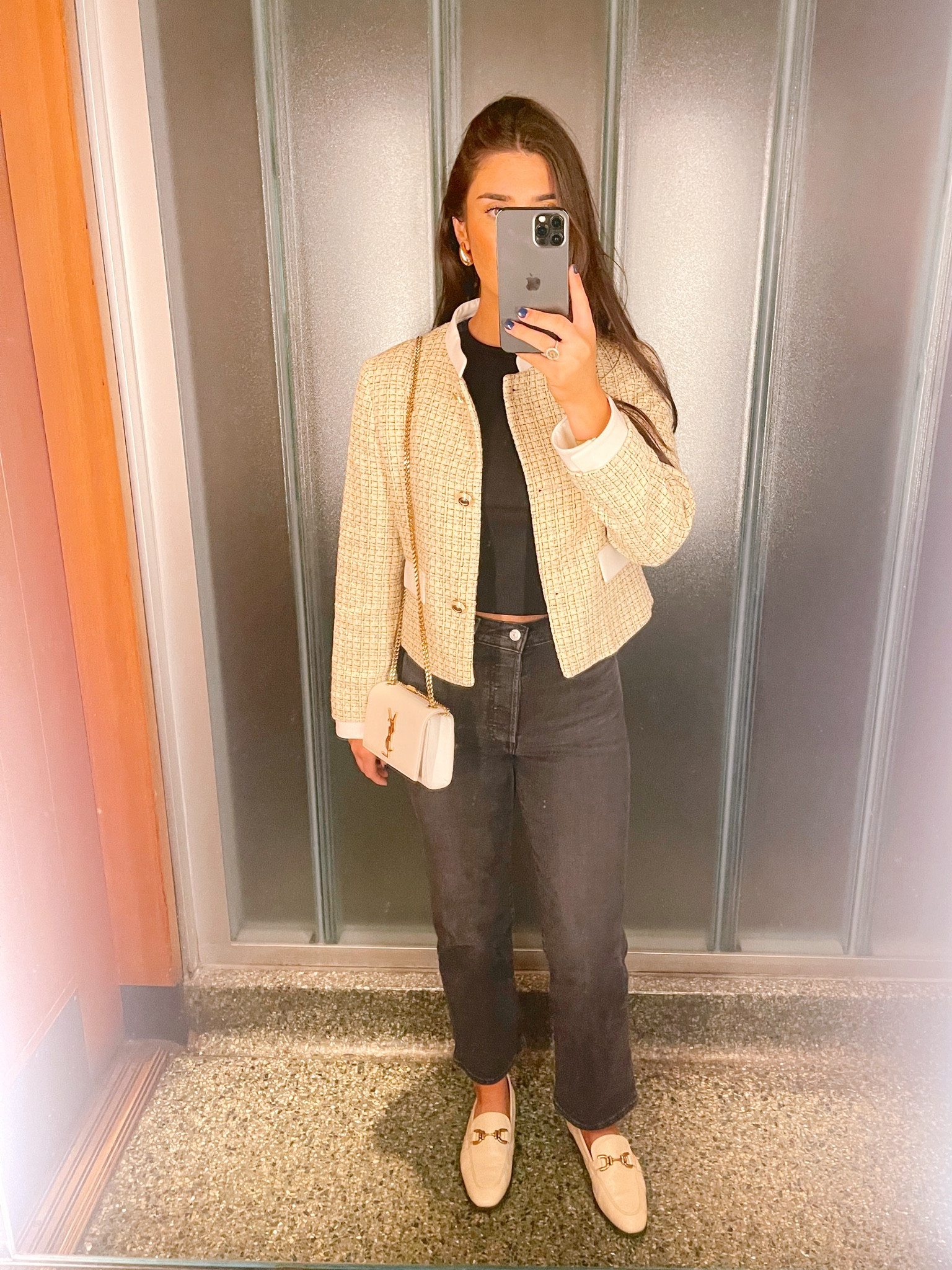5-9 after the 9-5!!! Loving this Zara jacket that is versatile and fits like a glove 👏🏼 #Zara #OOTN 


#LTKHoliday #LTKworkwear #LTKstyletip