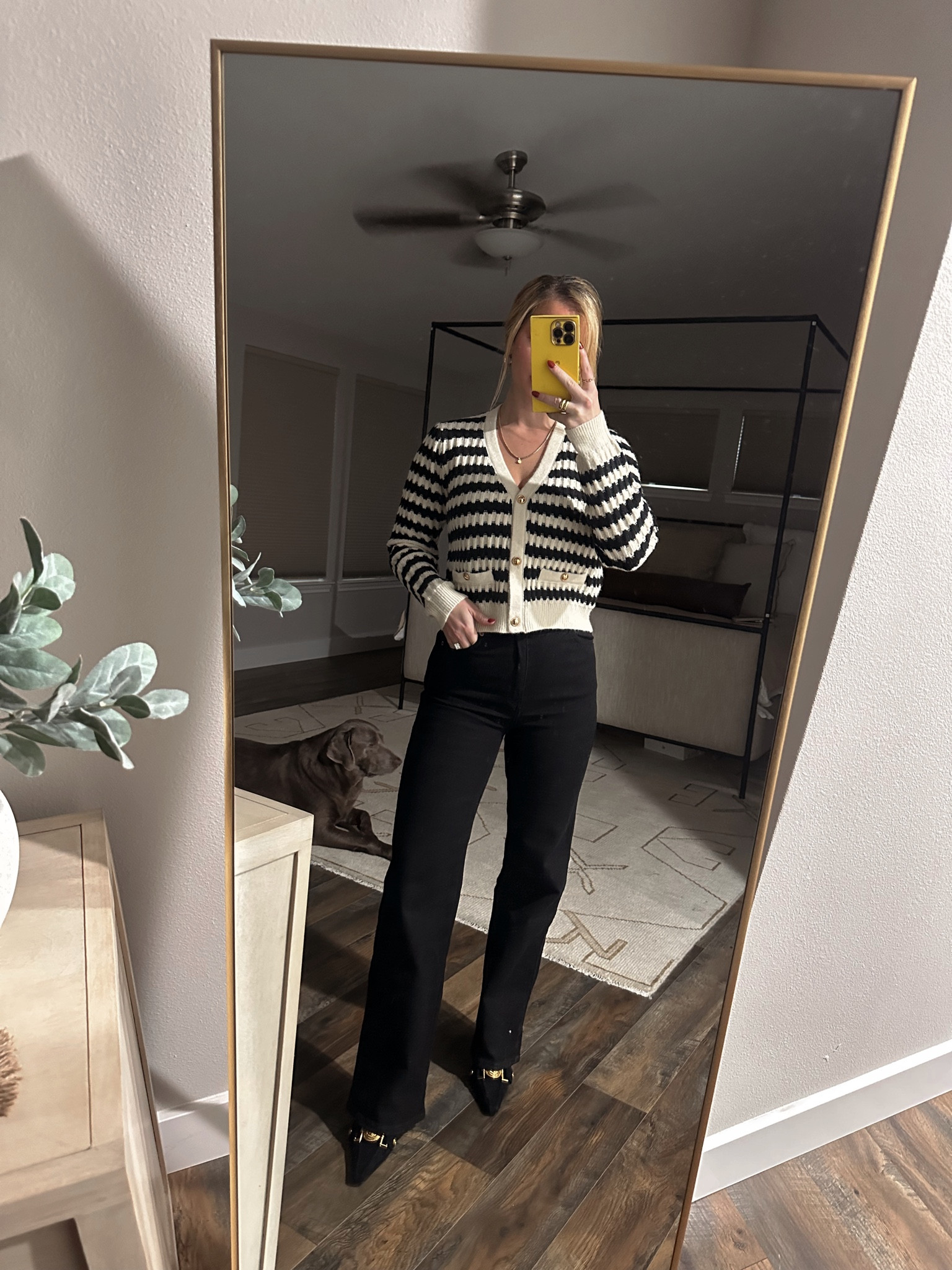 Cardigans 🤝 capsule wardrobe 

#LTKSeasonal #LTKHolidaySale #LTKstyletip