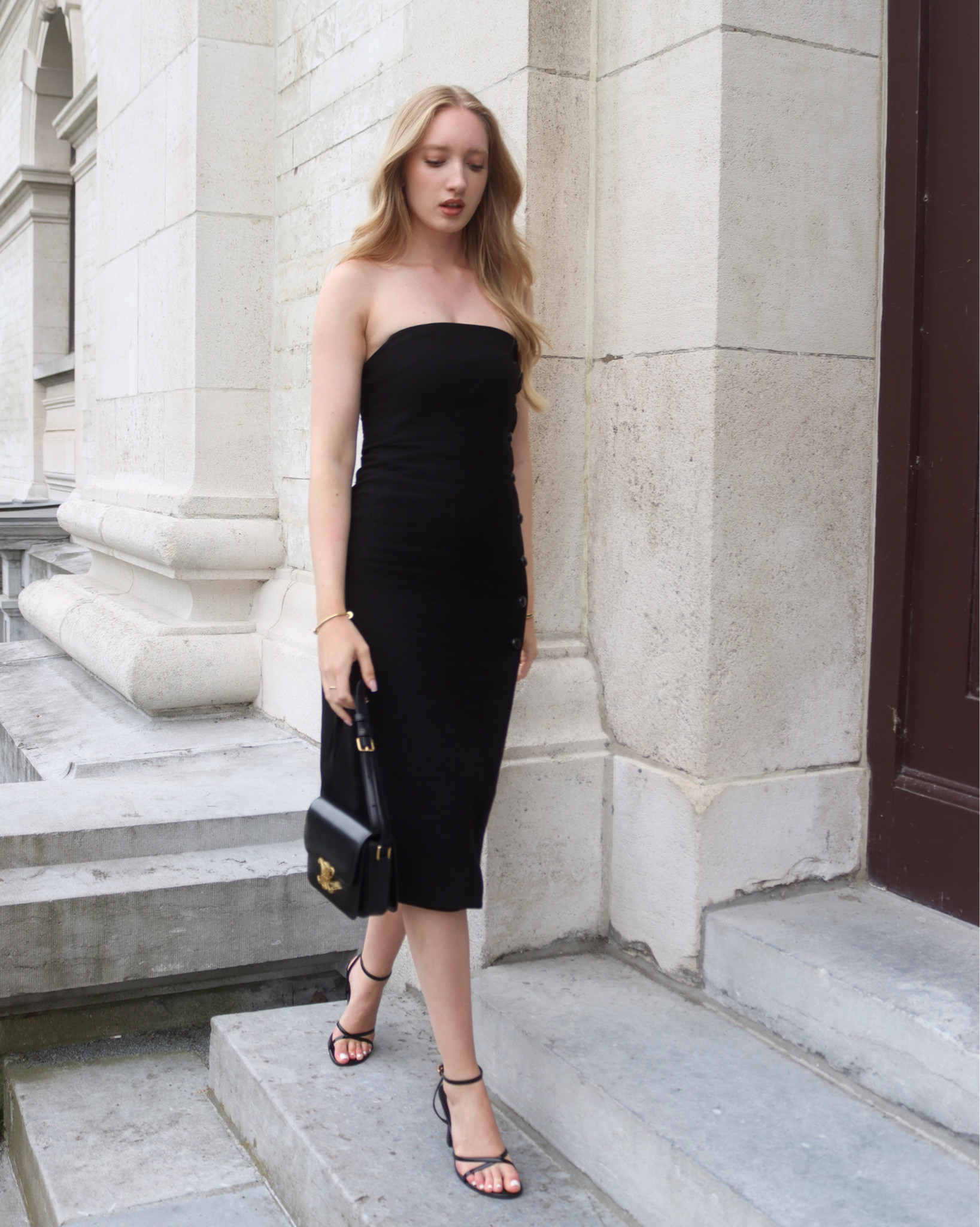 Black dress for dinner 

Dinner outfit, black dress, little black dress, strapless dress, sezane

#LTKsummer #LTKeurope #LTKstyletip