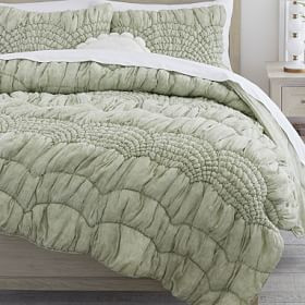Cream Puff Microfiber Quilt | Pottery Barn Teen