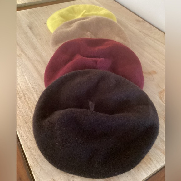 Bundle of Vintage Wool Berets | Poshmark