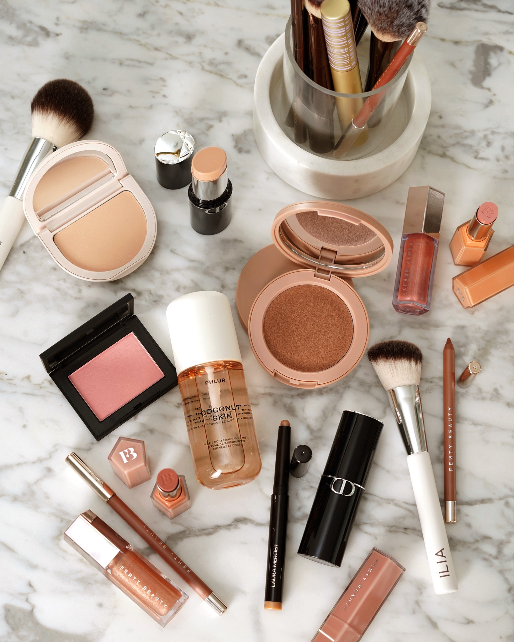 New favorites & beauty staple essentials from @sephora! Loving the new Dior foundation stick, Rare Beauty pressed powder and Ilia cream bronzer (the brush is also excellent!). Everything I’ve tried + shades:

Dior Forever Skin Perfect Foundation Stick 3N
Rare Beauty True to Myself Pressed Powder in Ivory
Ilia Sunshift Cream Bronzer in Rise
NARS Talc-Free Blush in Deep Throat
Makeup by Mario Master Mattes
Tarte Tartelette Tubing Mascara
Anastasia Brow Wiz in Caramel
Fenty Trace’d Out Lip Liner in Satin Panty
Fenty Gloss Bomb Stick in Fenty Glow
Fenty Gloss Bomb in Champ Stamp Fantasy

Make sure you check out their buy online and pick up in-store option! It’s the best way to check if your local store has all the products and shades you’re looking for in stock before you make a trip there! They also offer same day delivery for select locations.

#sephora #sephorapartner

#LTKBeauty