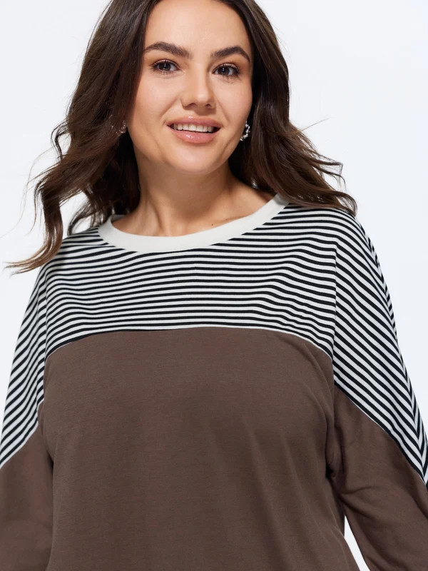Stretch Crew Neck Color‑Block Stripe T-Shirt | Bloomchic