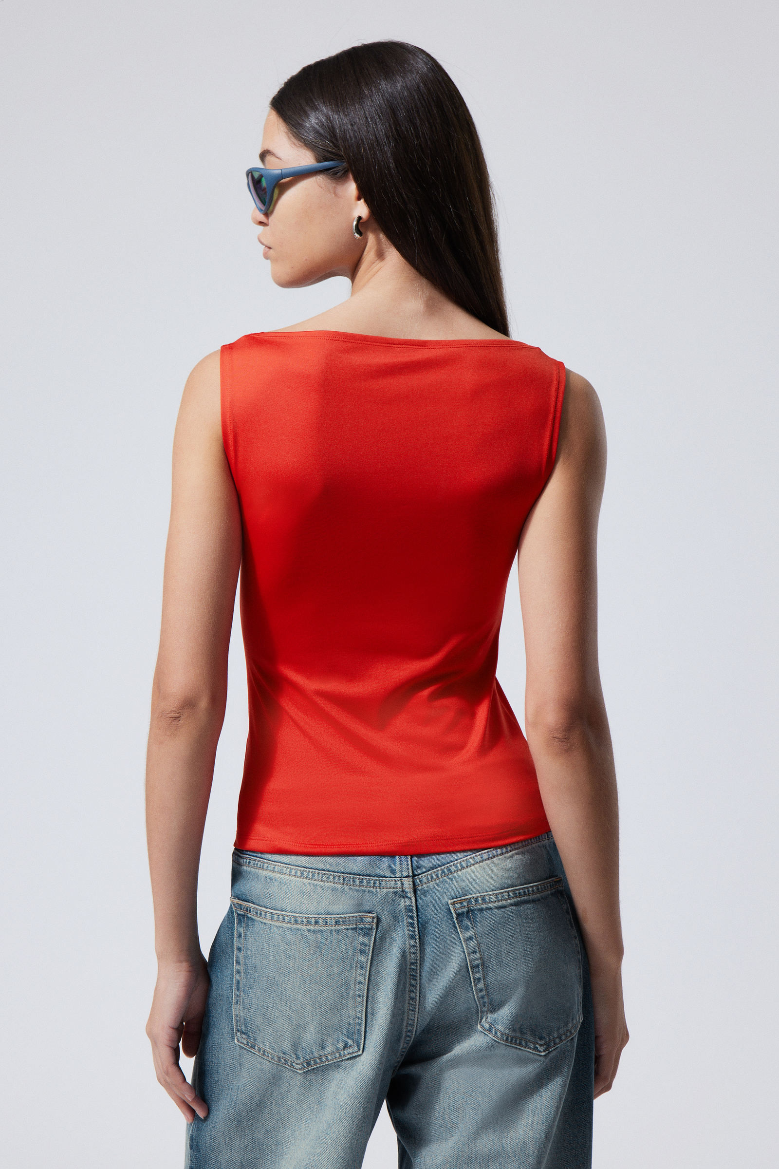 ÄRMELLOSES OBERTEIL MIT U-BOOT-AUSSCHNITT ANNIE | Weekday