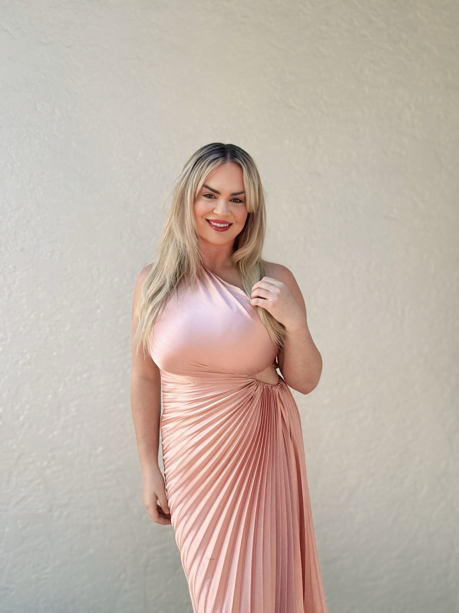 This dress is EVERYTHING!! Get it girl! Super flattering!! 

You will feel like a show stopper for sure!
Beautiful blush midi dress
Fits tts
Code: hilary35

Date night dress
Classy dress
Classic dress
Flattering dress
Midi dress
Wedding guest dresss
Sticky bra
Strappy heel
Mothers day dresss

#LTKWedding #LTKMothersDay
