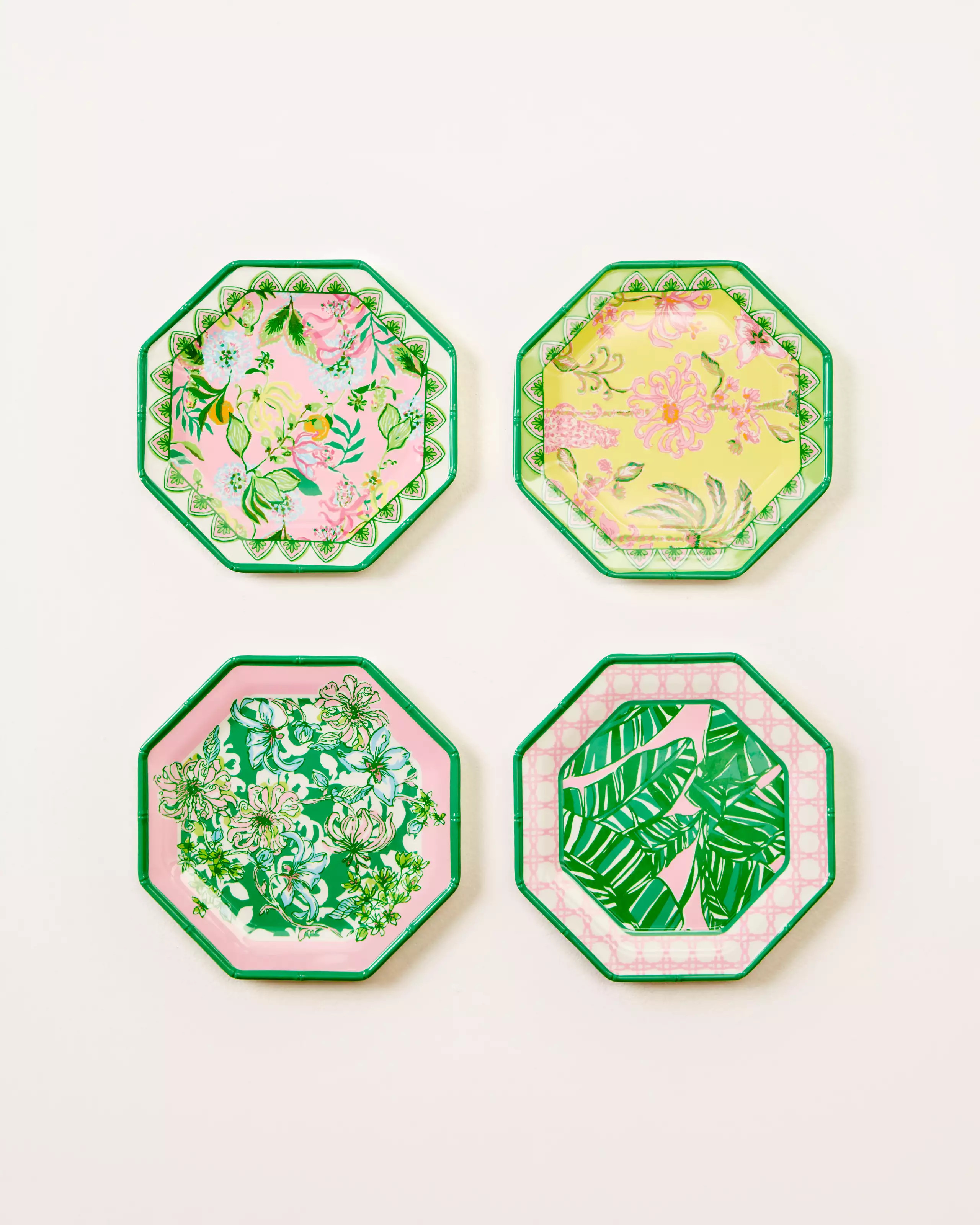 Printed Melamine Appetizer Plate Set | Lilly Pulitzer | Lilly Pulitzer