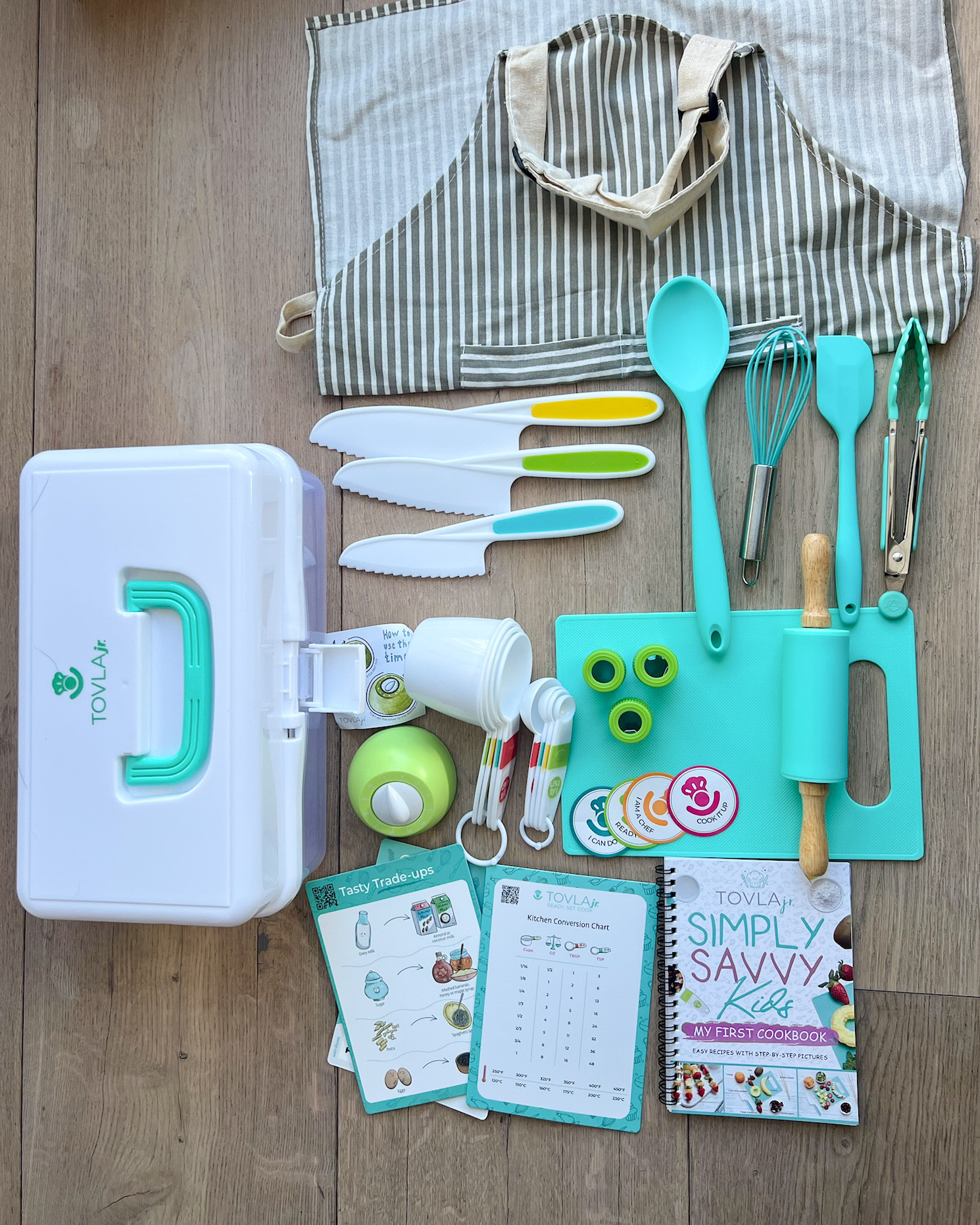 Whip up creativity in the kitchen with this Kids Cooking & Baking Set 🍪🎂! Perfect for mini chefs who love to mix, whisk, and bake alongside you 🧁💕. Safe, colorful, and oh-so-fun—turn every recipe into a memory worth tasting! 🌈✨

#KidsCookingSet #MiniChef #BakingFun #FamilyTime #KitchenPlay #CreativeKids #LTKKids #AmazonToys #BakingWithKids #LearningThroughPlay #KitchenAdventures #ParentingFun #LittleBaker #KidsActivities #PlayAndLearn 

 #LTKKids