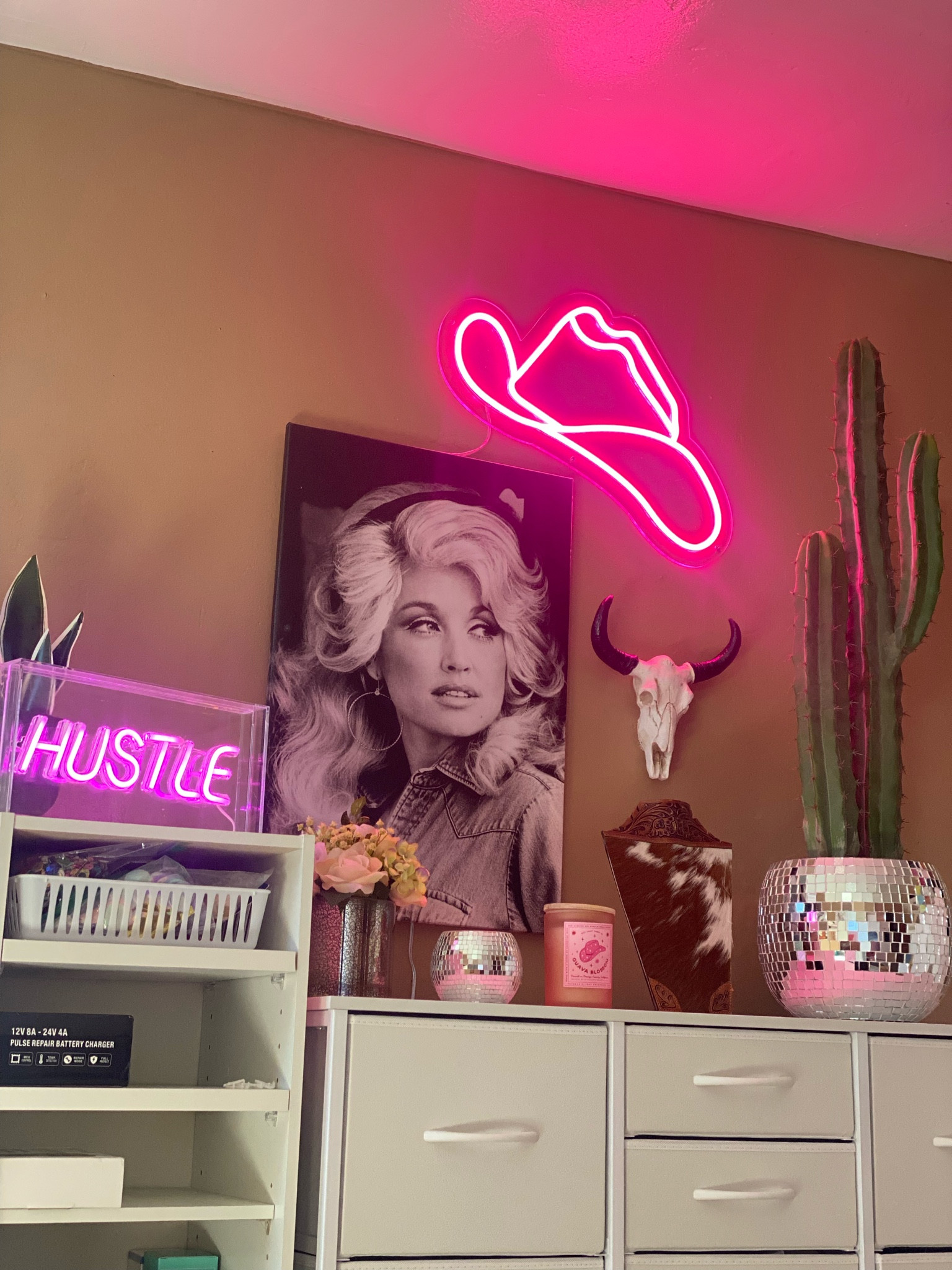 My Dolly Inspired Office

#LTKHome