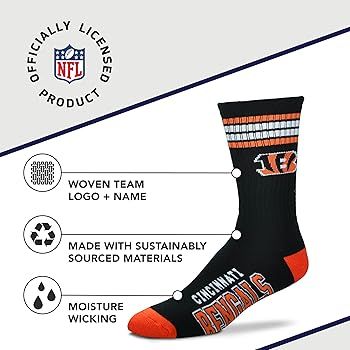 For Bare Feet Youth Chicago Bears 4-Stripe Deuce Quarter-Length Socks | Amazon (US)