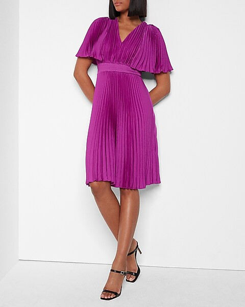 Pleated V-Neck Midi Dress | Express