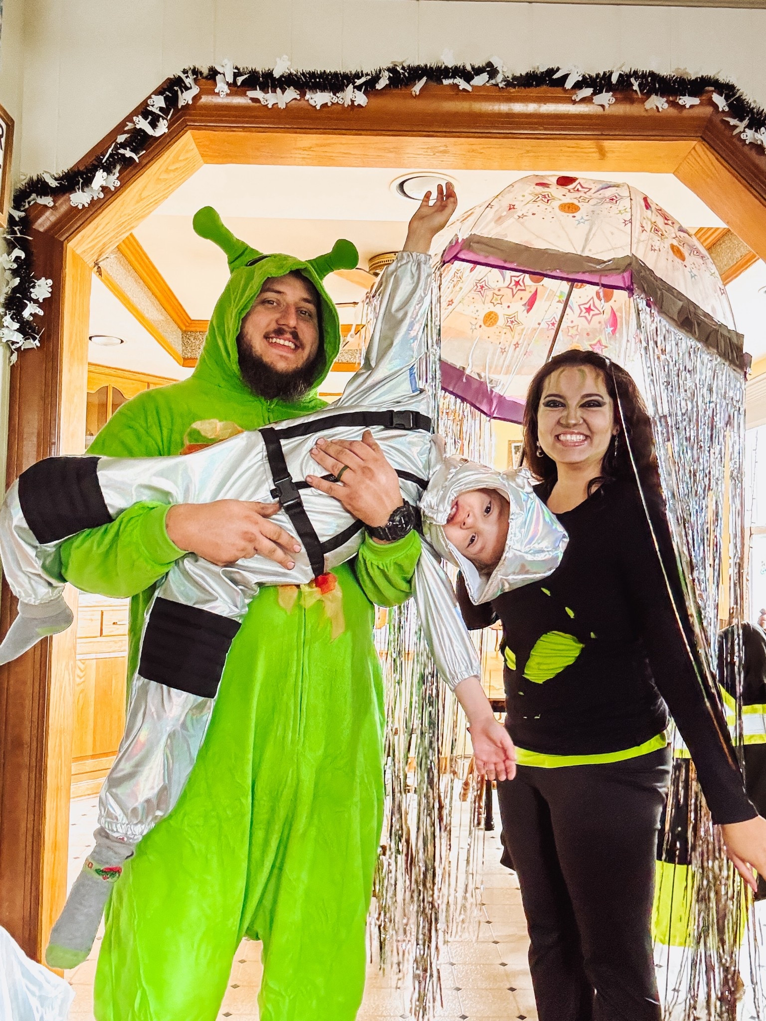 Extra Terrestrial Halloween Family Costumes 👽🛸

#LTKHalloween #LTKHoliday #LTKFamily