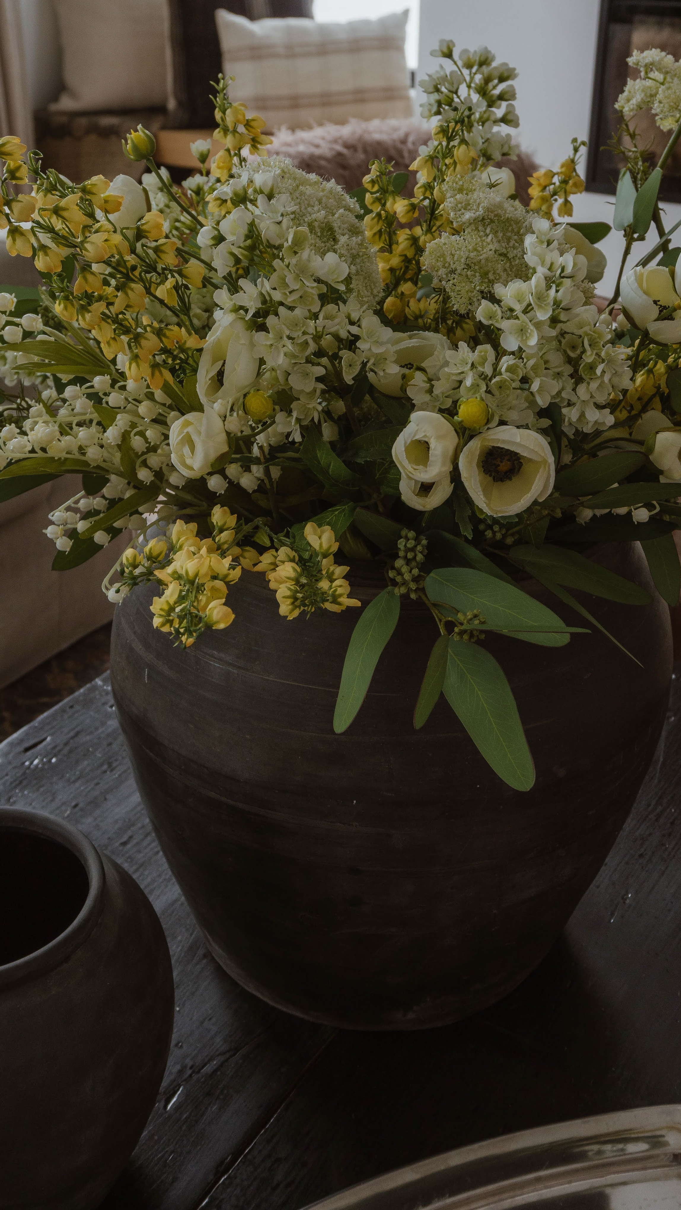 Spring Florals for the home and table 

#LTKWatchNow #LTKHome #LTKSeasonal