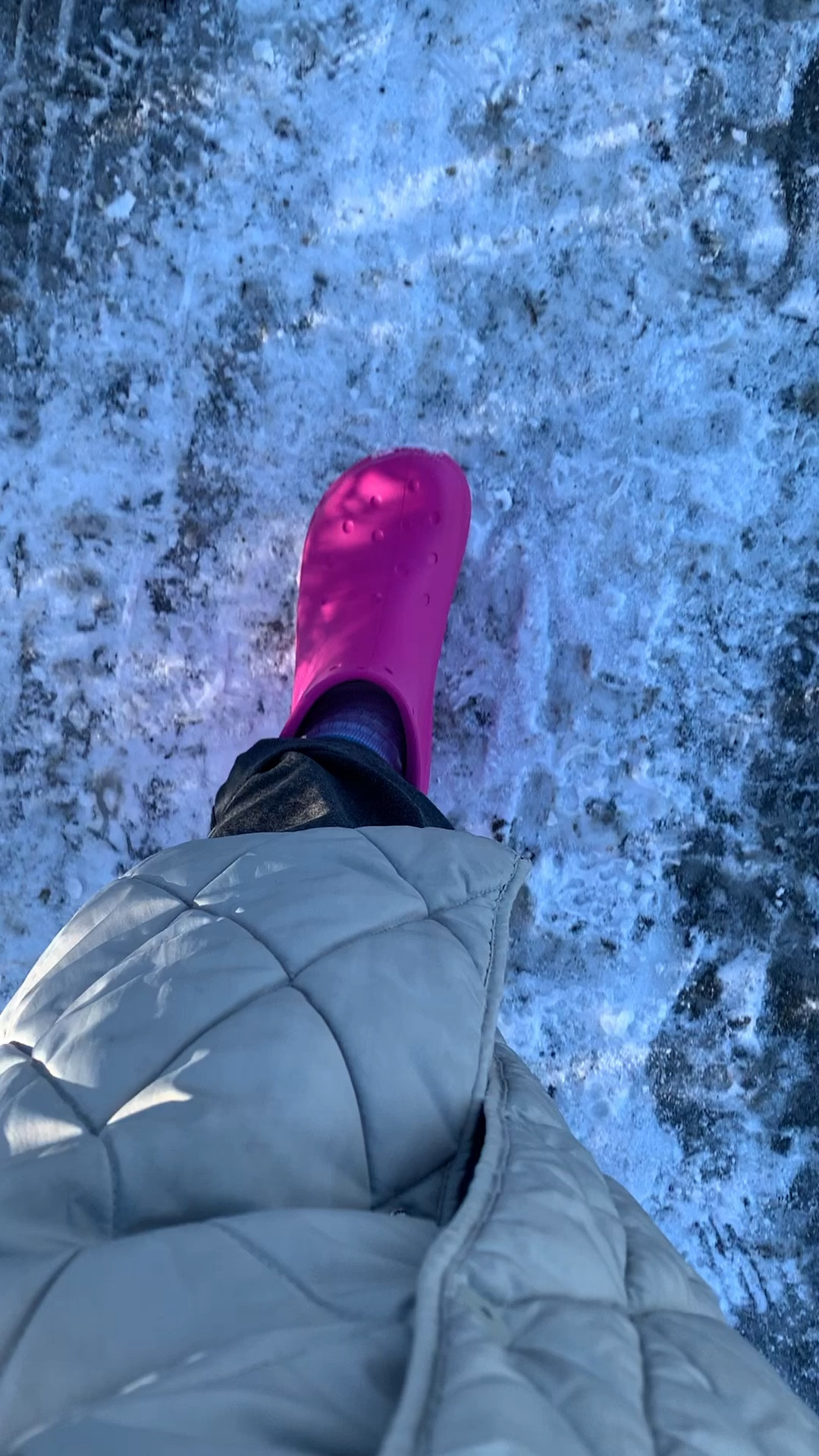 Pink crocs crush boots 💕
