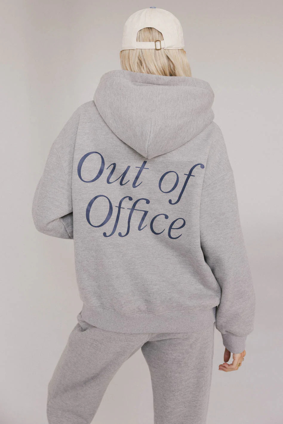 Out of Office Sweatshirt in Heather Grey - FINAL SALE | Böhme US
