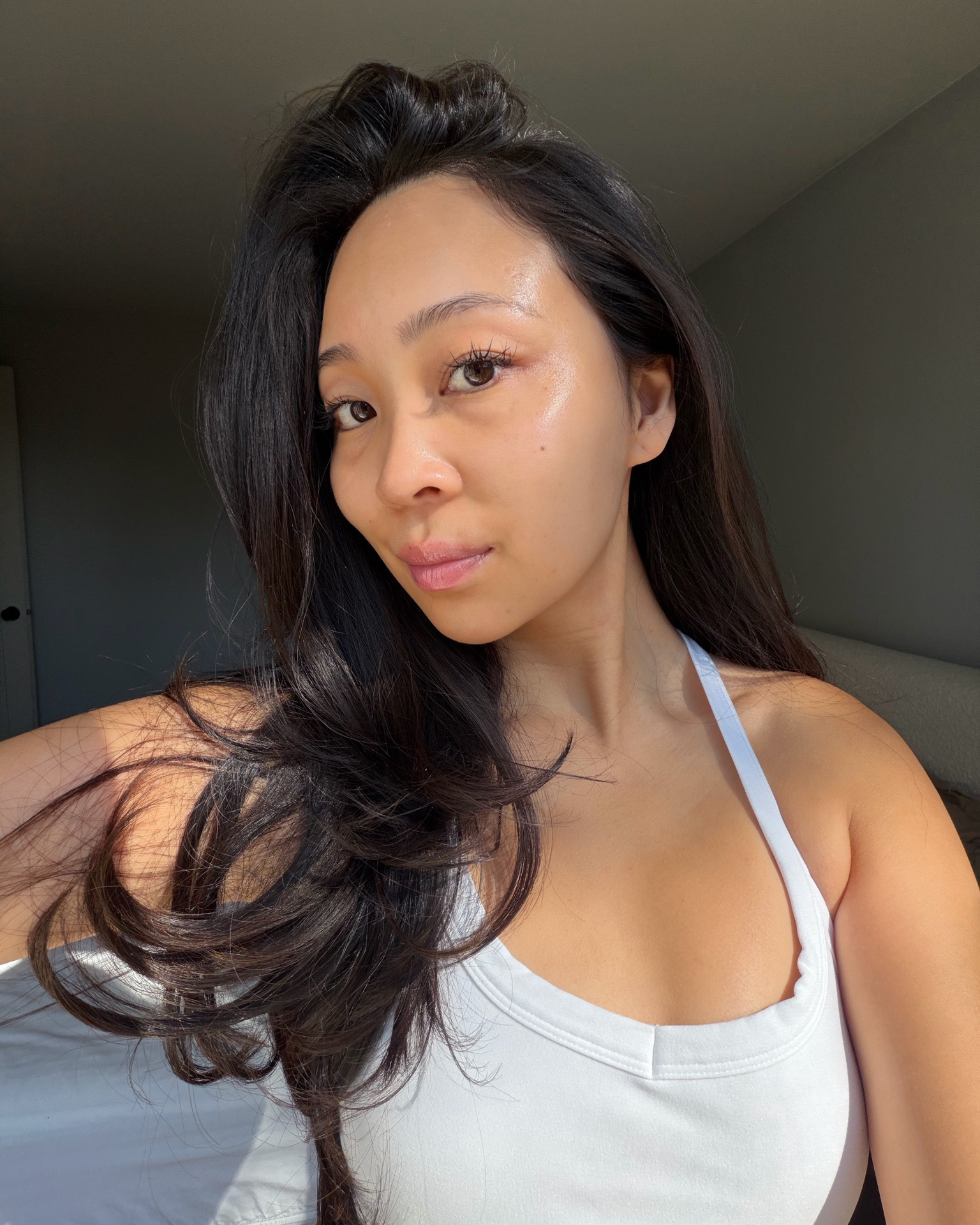 Summer time calls for the BESTTT SPF50 in the game!!! ✨💛

a soothing water-light fluid that helps minimize pores and prevents UV damage/anti aging without making me look overly greasy… AND a plumping collagen lip peptide treatment?! I usually have dry and sensitive skin. ITS A YES FOR ME.

#LTKgrwm #LTKselfcare #LTKBeauty