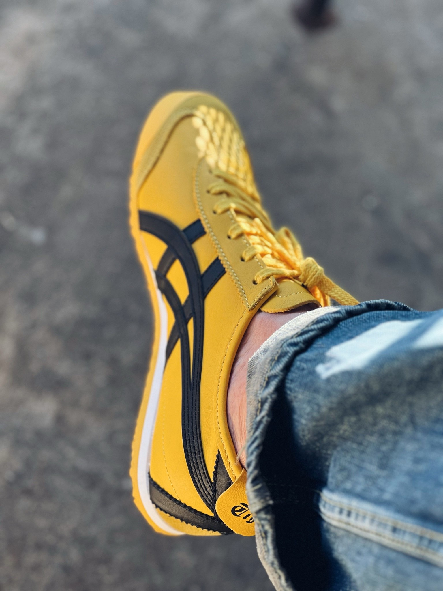 My latest love! #sneakers #shoes #shoecrush

#LTKootd