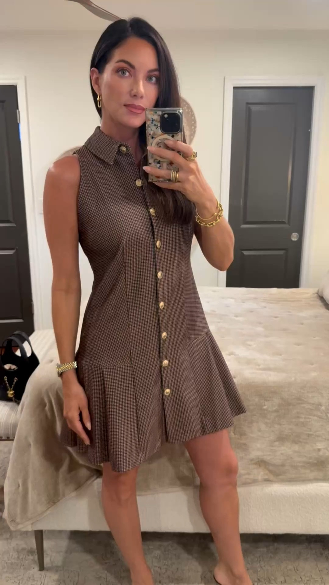 Cute BCBG dress I got from Dillards recently. I’ve worn it with heels and loafers. Which is your favorite? #dillards #gucci #chanel #workwear