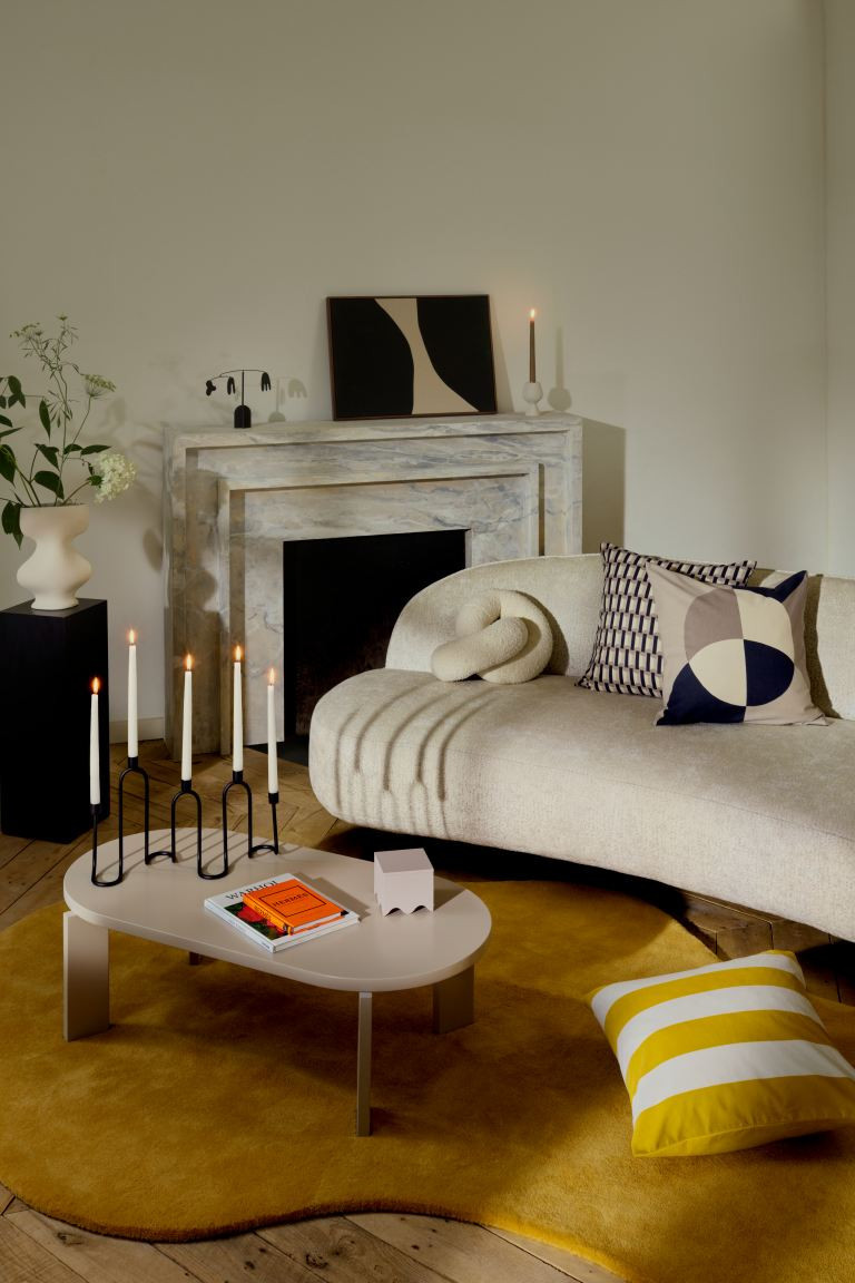 Velvet cushion cover - Yellow/Striped - Home All | H&M GB | H&M (UK, MY, IN, SG, PH, TW, HK)