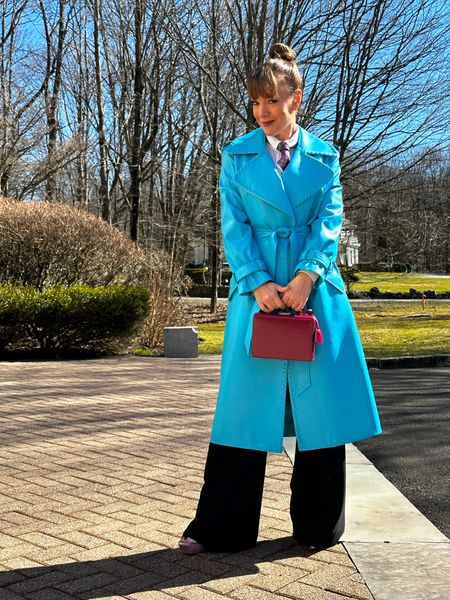 Spring trenchcoat - blue trenchcoat - Alice and Olivia trench coat - spring layers - spring OOTD

#LTKstyletip #LTKSeasonal