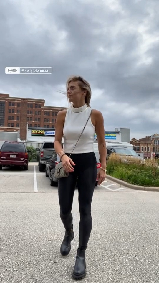 Closet Staples I Love 👜♥️👢

#LTKGiftGuide #LTKSeasonal #LTKstyletip