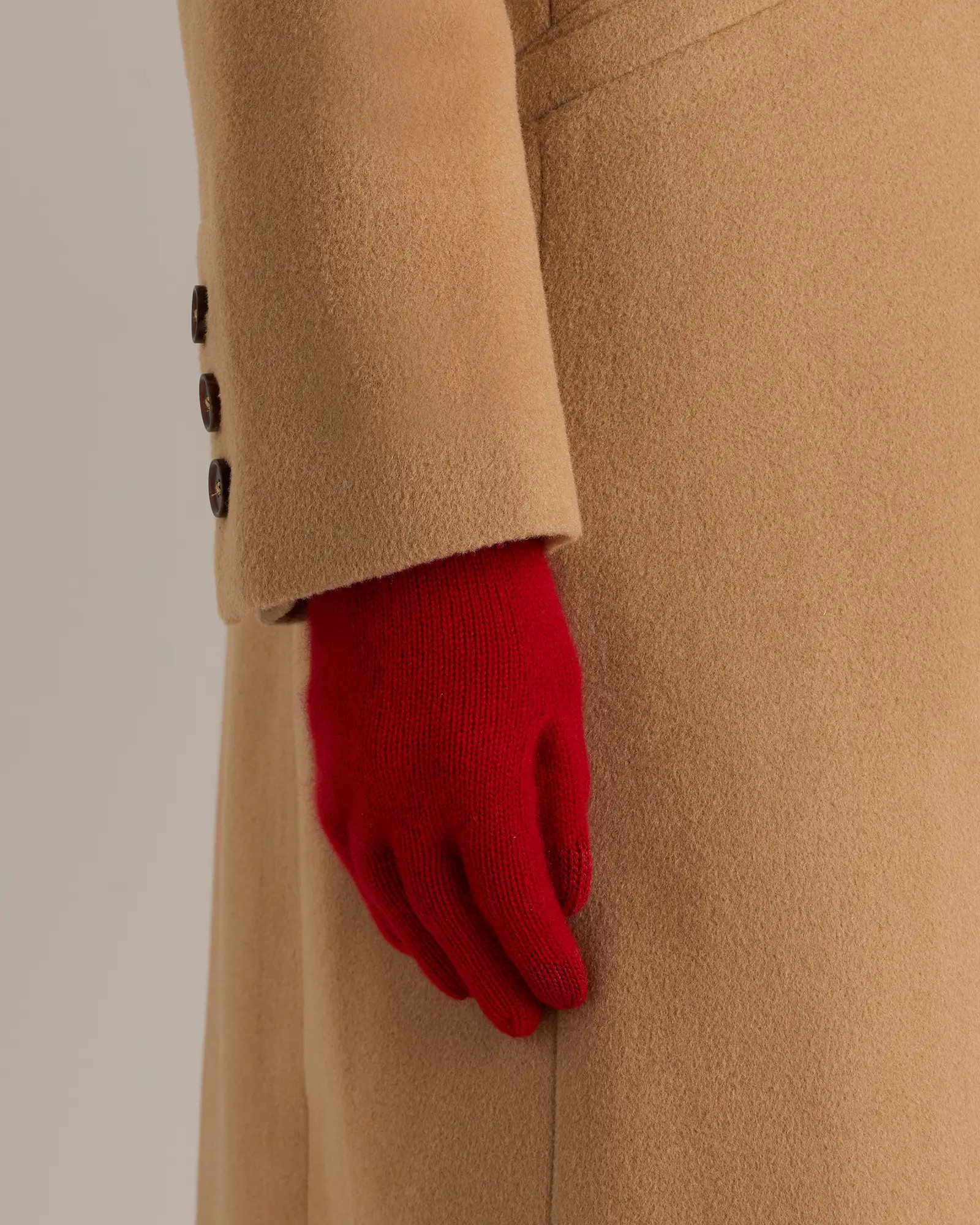 Cashmere Gloves | Quince in Varsity Red | Quince
