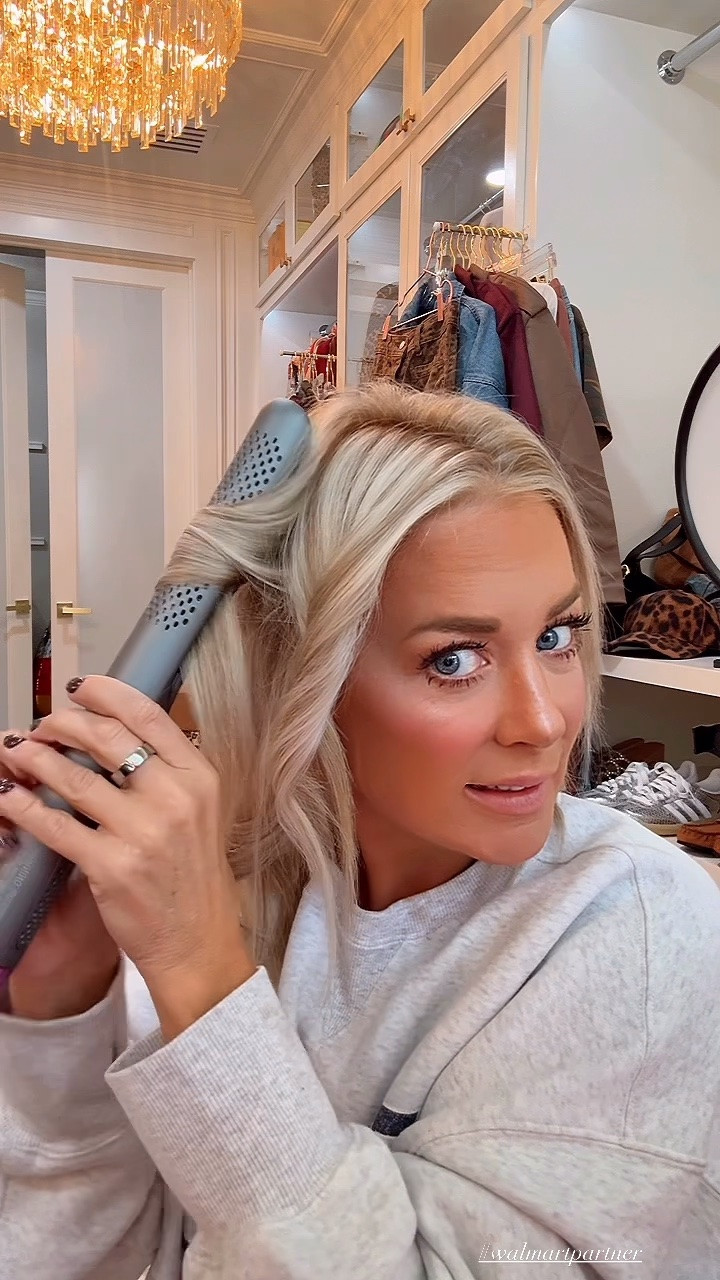 Tried this new 2 in 1 flat iron and curling iron from Walmart and love it 

#WalmartPartner, @WalmartStyle, #WalmartStyle, @walmart