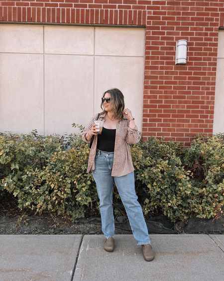 Casual fall outfit - plaid flannel shirt, black tank top, Abercrombie straight leg jeans, Amazon clogs & shoulder bag

Midsize style, fall outfits


#LTKSeasonal #LTKSale #LTKmidsize