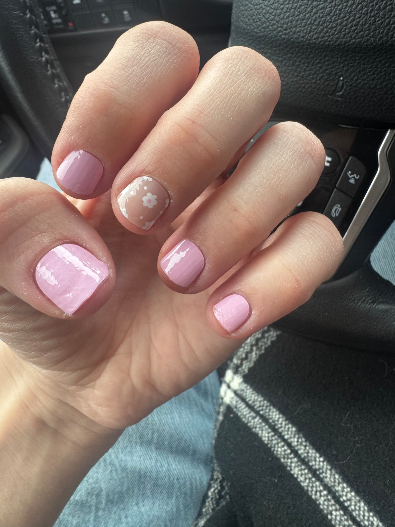 Spring stick on nails 

#LTKselfcare