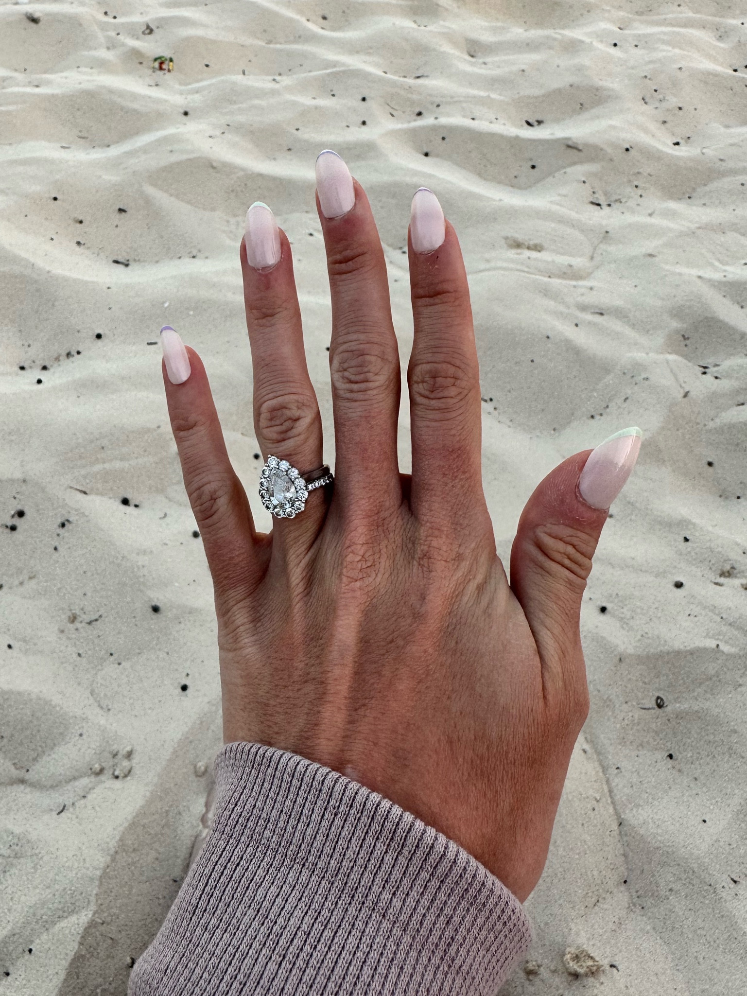 Pastel French tip press on nails - only $10!

#LTKbeauty #LTKstyletip #LTKunder50