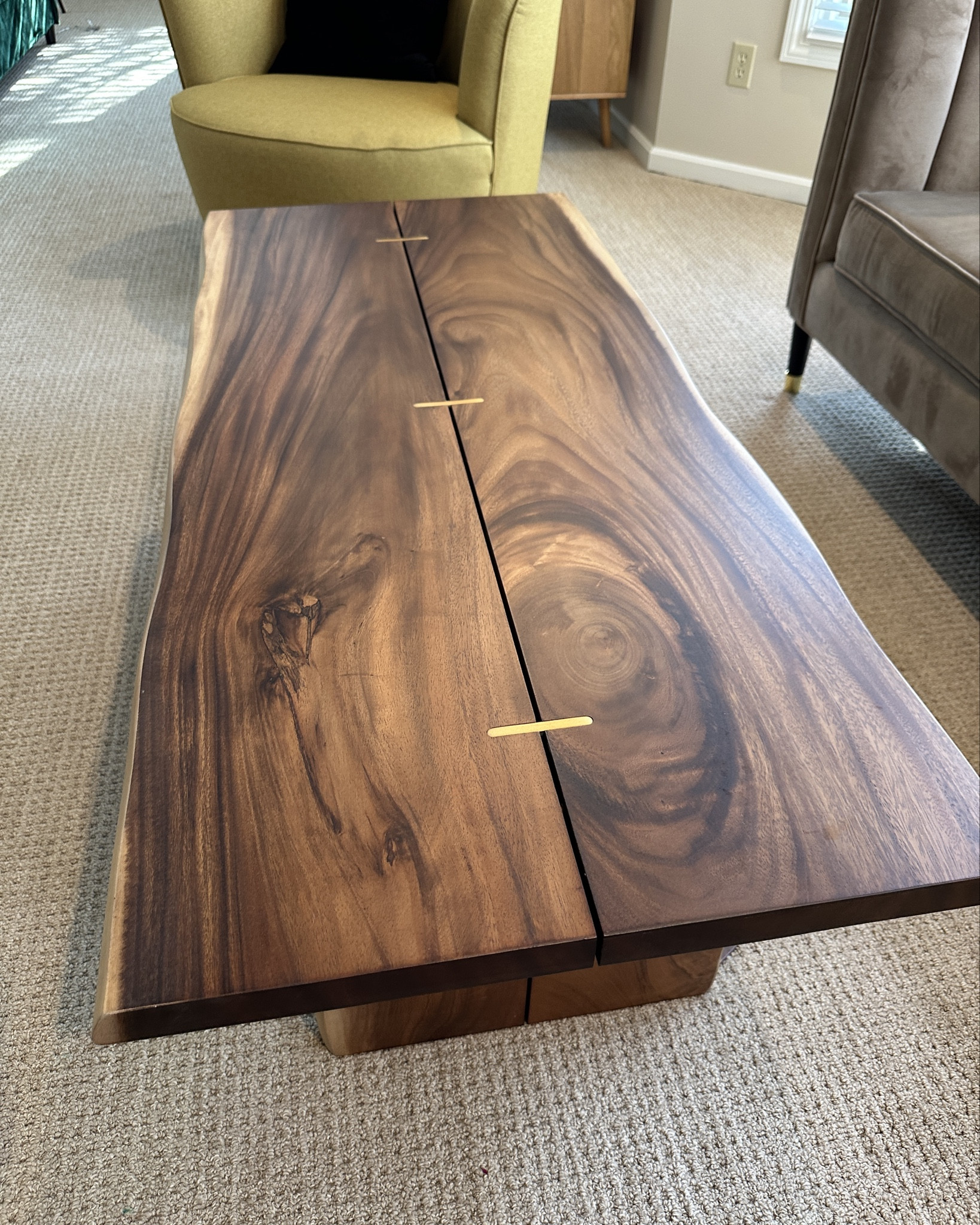 I love when a piece of furniture looks more expensive than it really is! Love the details in this coffee table! #coffeetable #furniture #table

#LTKHome
