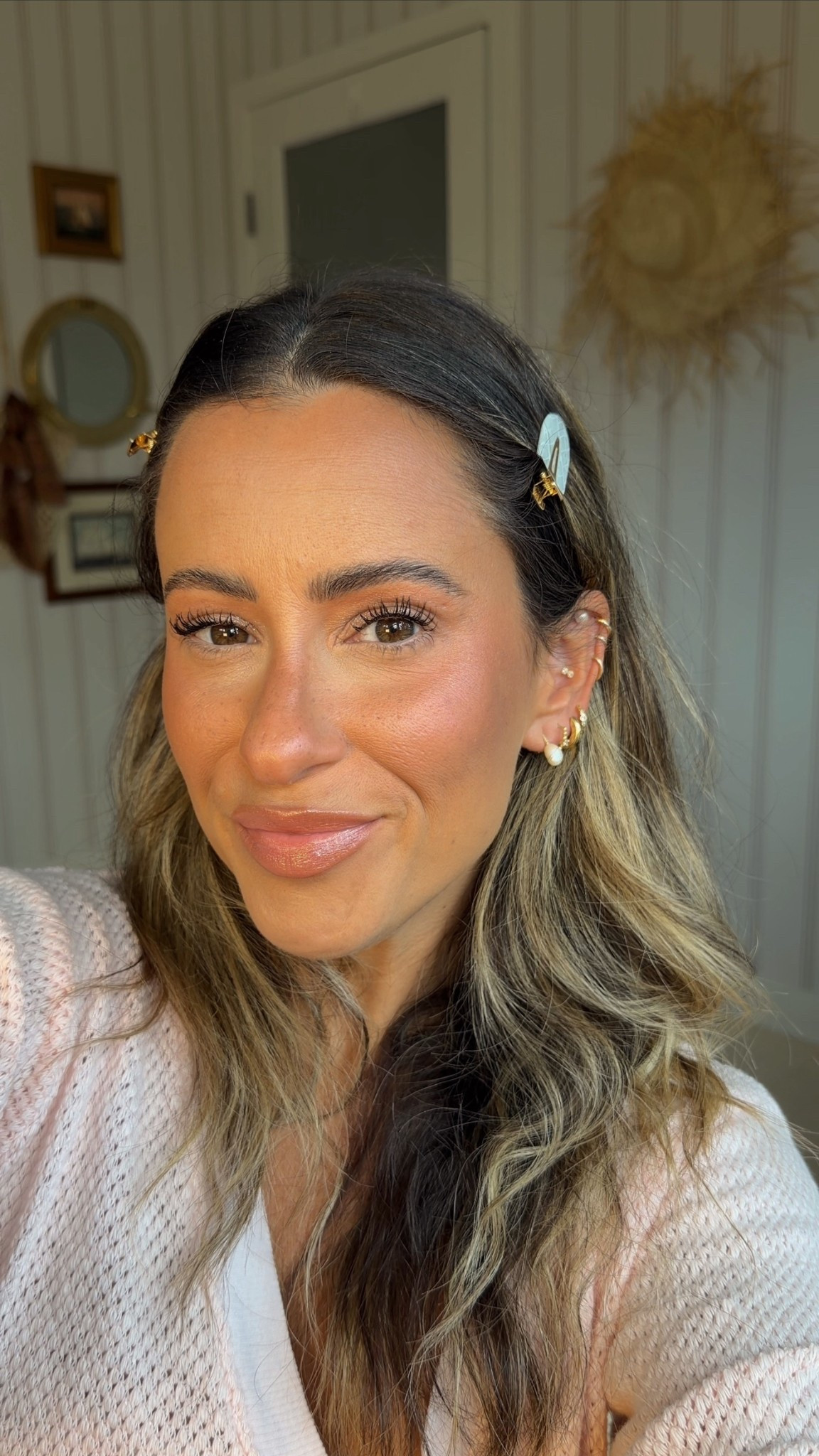 Tower 28 - Pali
NARS Concealer - Custard
Pür Bronzer - Cocoa Babe
Sun Blush - Sun Warmth
Charlotte Tilbury Light Wand - Peachgasm
Elf Shadow - Fine As Fleck 
Brow Pen - Ash Brown 
Lip Liner - Nude Truffle 
Gloss - Peachy Plump 

#LTKselfcare #LTKBeauty #LTKmorningroutine