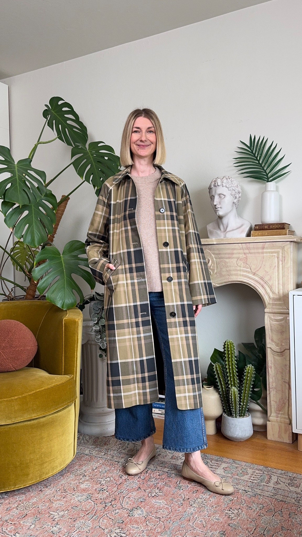 Sezane Clyde Trench Coat in Beige and Moss Green Plaid Print - the perfect fall layer, my go to jacket for transition season 

#LTKStyleTip