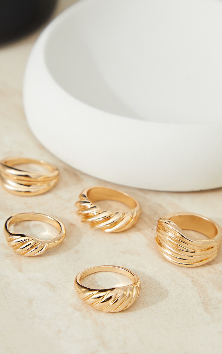 Gold Croissant Detail 5 Pack Ring Set | PrettyLittleThing UK