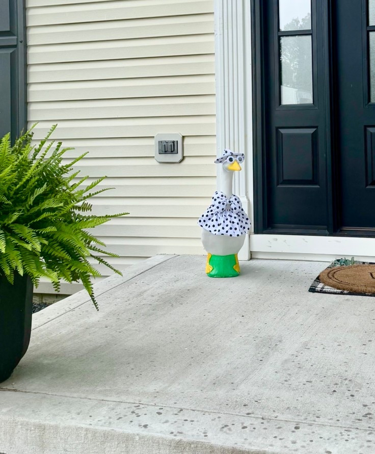 Everyone needs a #porchgoose 

#LTKSeasonal #LTKFindsUnder100 #LTKHome