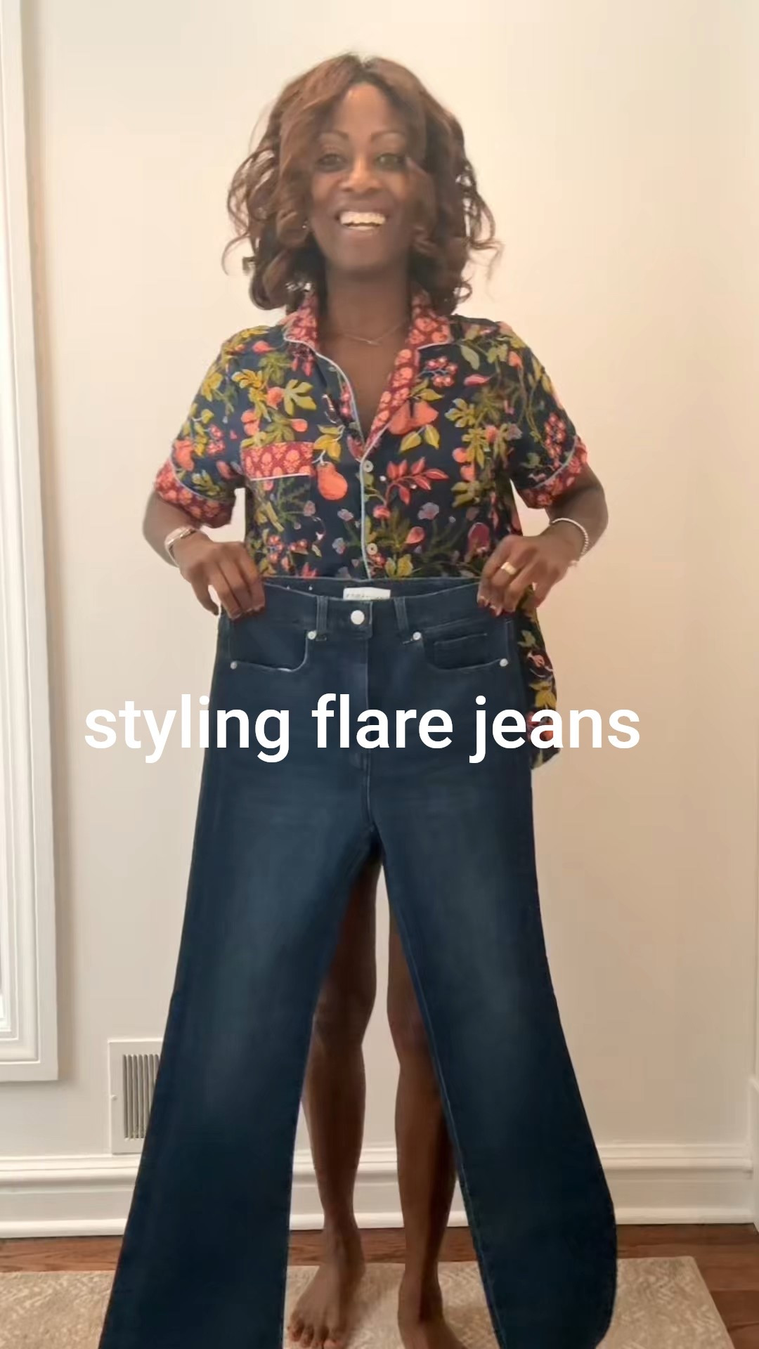 These flare jeans from @LOFT are perfection!  Style with my @Modern Citizen top and @The Frankie Shop blazer. Paired with @zara pointy toe kitten heel flats for this #madlystylish look!


#flarejeans #boxyblazer #thefrankieshop #loft #loveloft #loftcreator #styleinspo #styletips #fashiontips #over50 #over50fashion  #springfashion #howtostyleflarejeans 