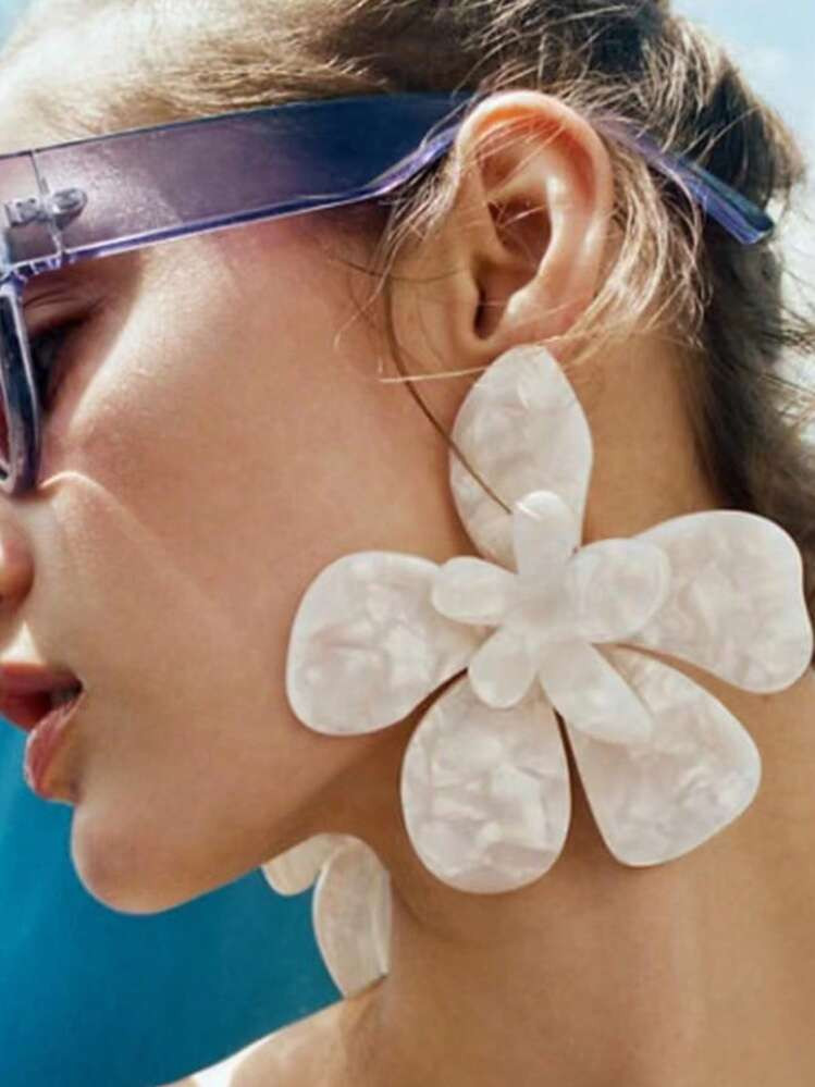 1 Pair Fashionable Exaggerated Resin Flower Earrings, Suitable For Daily, Travel, Party, And Banquet Wear, Comes With Protective Pouch | SHEIN