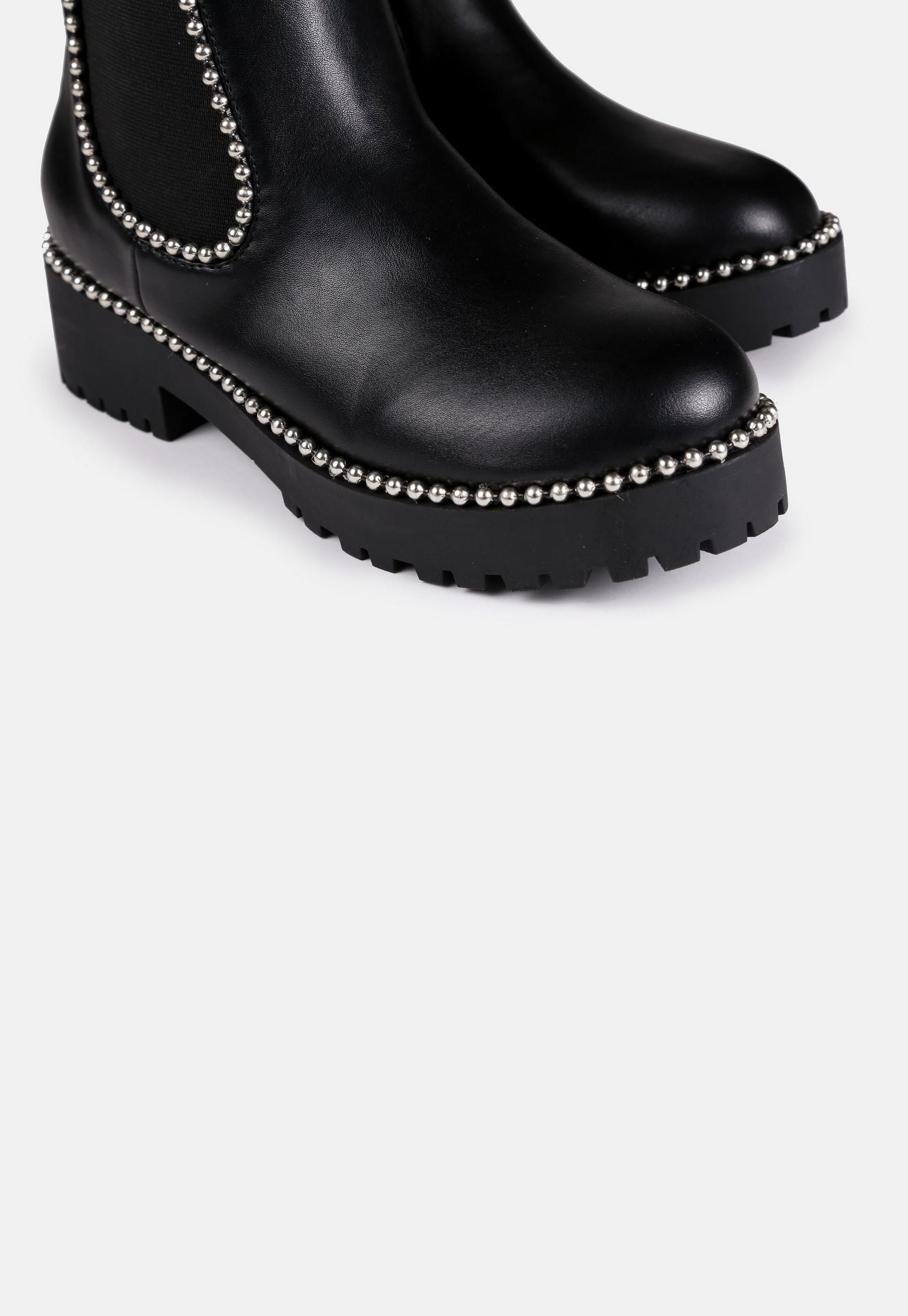 Missguided - Black Ball Trim Chelsea Boots | Missguided (US & CA)