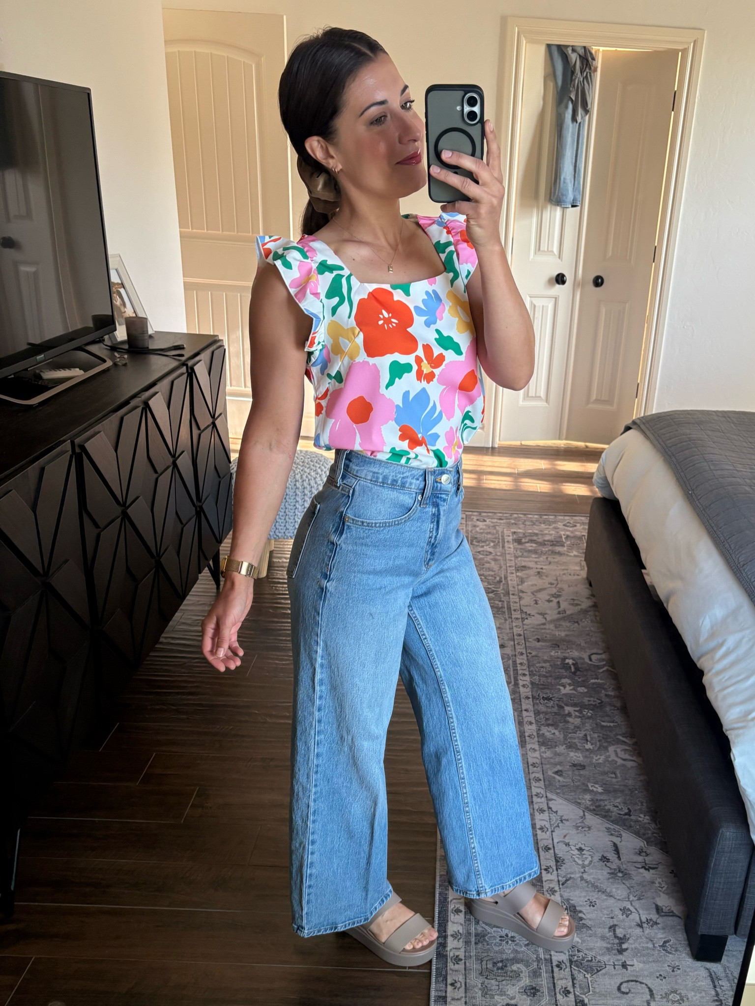 New FAV Jean and might be my all time fav. High waist, wide leg but not too wide. 100%