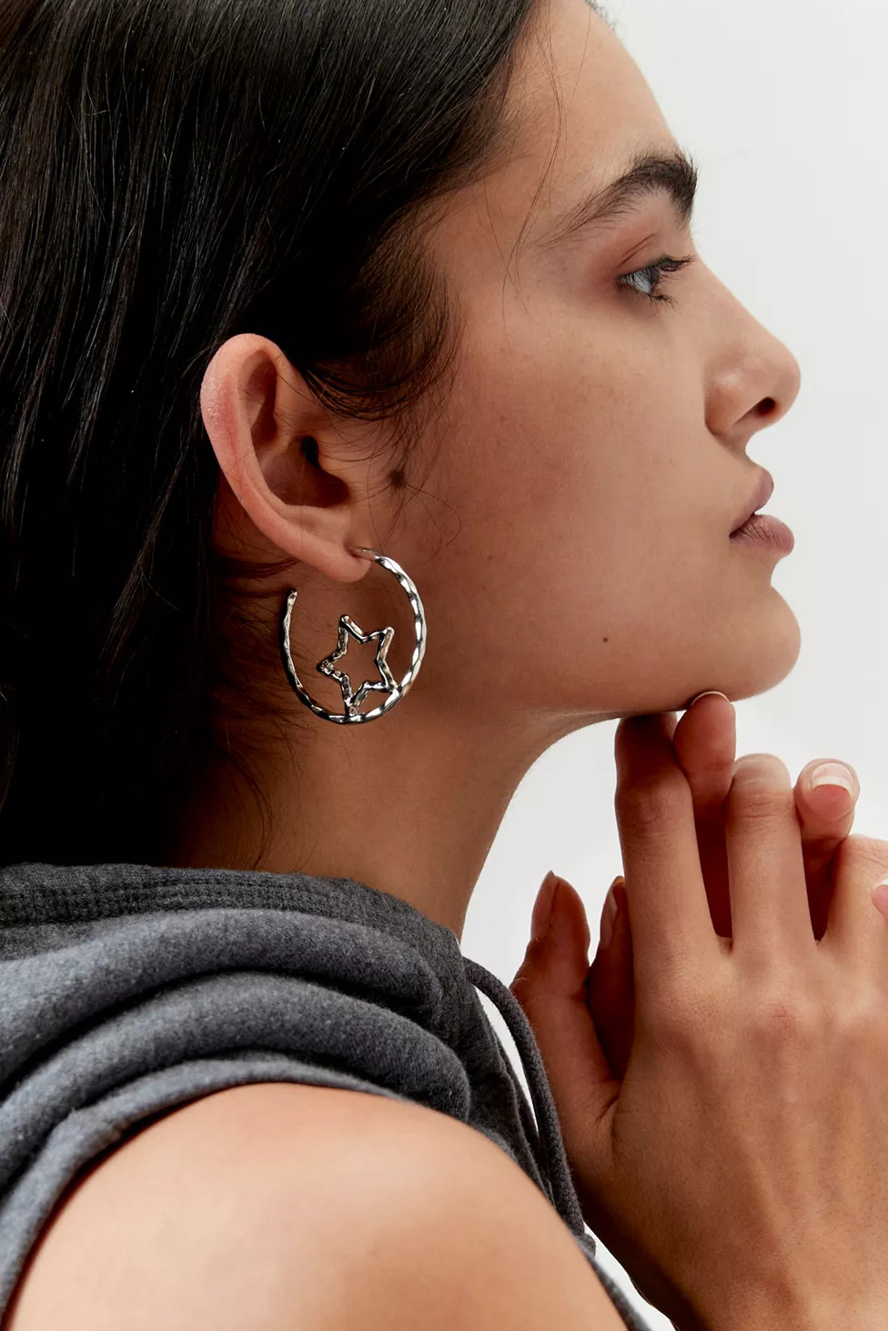 Hammered Star Statement Hoop Earring | Urban Outfitters (US and RoW)