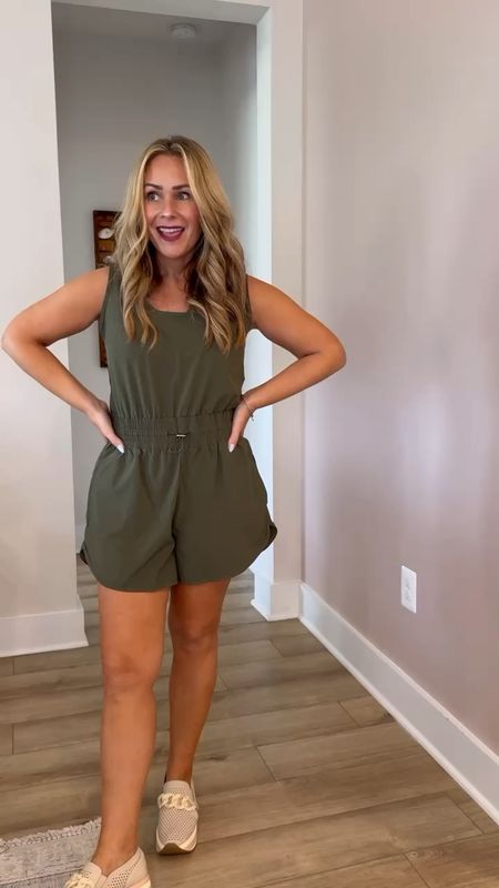 This romper is perfect for my petite ladies! It has zero crotch sag, the shorts are just the right length and yes you can pee out the leg hole 🙈🙌🏼

I’m wearing a Medium petite. 


#LTKStyleTip #LTKFindsUnder100 #LTKActive