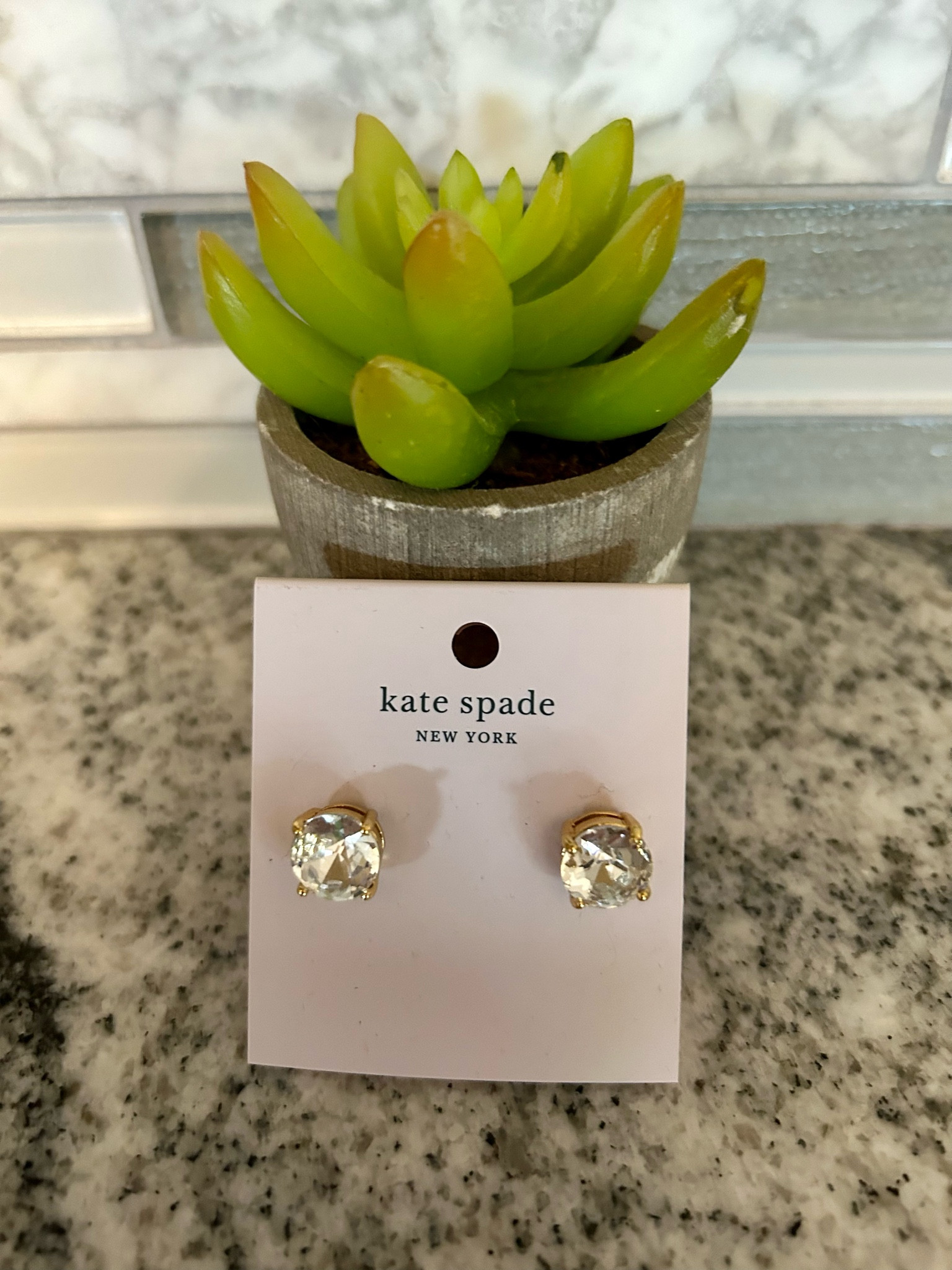 The most stunning earrings around! Use letitglow for an additional 30 perc off!



#LTKstyletip #LTKGiftGuide #LTKsalealert