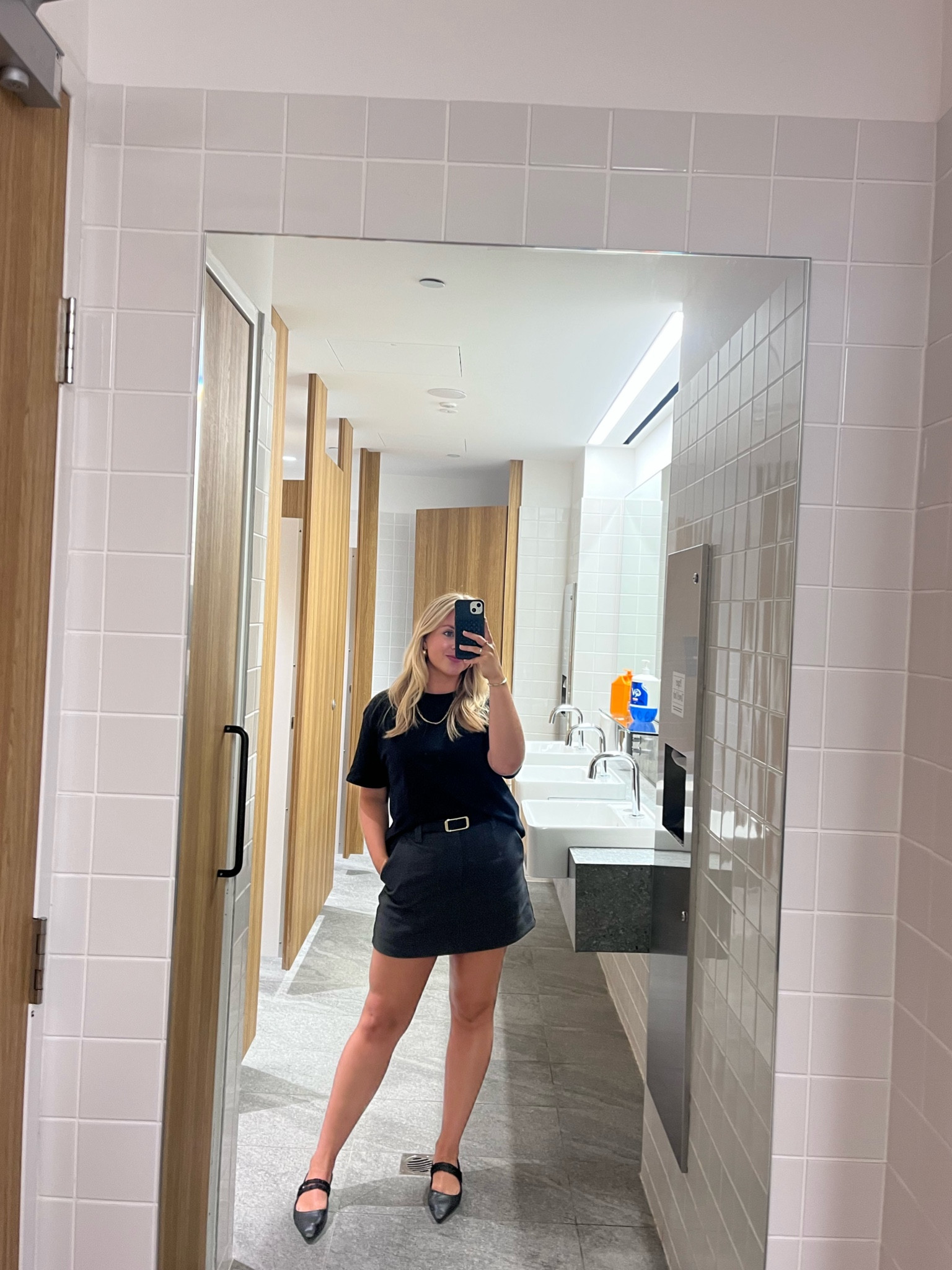 I’m loving a cutie little skirt for the office, this outfit is mostly sold out now sadly but i’ve linked similar items below - belt is kookai and shoes are charles & keith which i can’t link on here but  may still be available online xx 

#LTKaustralia #LTKworkwear #LTKstyletip