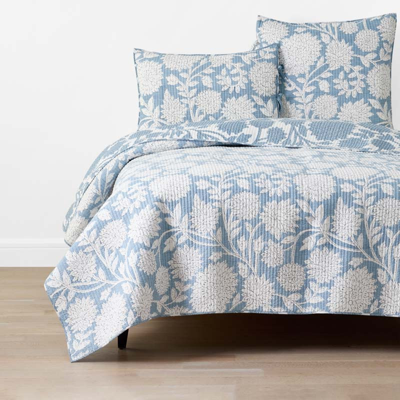 Feliciana Chrysanthemum Reversible Quilt - Blue, Full/Queen | The Company Store